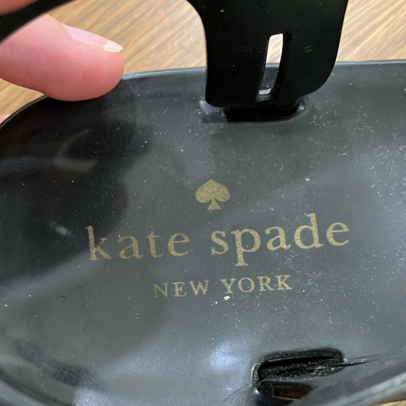 Kate Spade New York Women's Black White Floral Jelly Thong Buckle Sandals - Picture 7 of 8